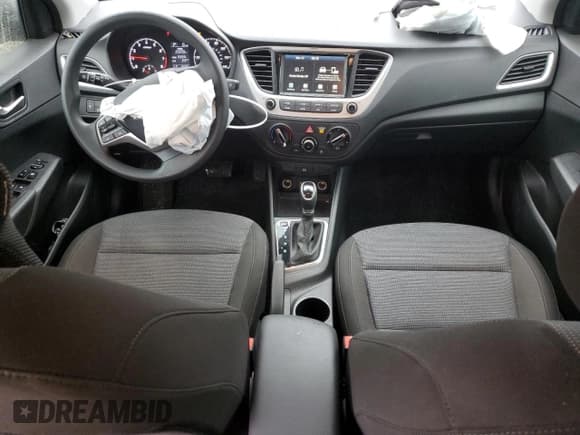 ✅ 2022 Hyundai Accent SEL • VIN: 3KPC24A65NE156163 • Лот: 80261894. Опубликован ранее на Copart с пробегом 22 529 миль. Бесплатный доступ к архиву аукционных продаж из США и подробный отчёт об истории автомобиля на DreamBid. Изображение 8.