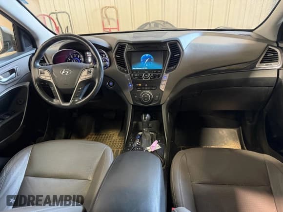 ✅ 2014 Hyundai Santa Fe Limited • VIN: KM8SRDHF3EU078721 • Лот: 92877755. Опубликован ранее на Copart с пробегом 146 659 миль. Бесплатный доступ к архиву аукционных продаж из США и подробный отчёт об истории автомобиля на DreamBid. Изображение 9.