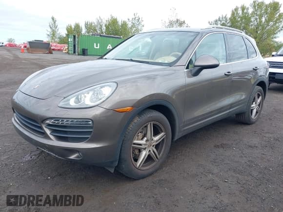 ✅ 2011 Porsche Cayenne S • VIN: WP1AB2A27BLA44202 • Lot: 43416187. Wystawiony na IAAI z przebiegiem 148 012 mil. Bezpłatny archiwum sprzedaży aukcyjnych z USA i szczegółowy raport historii pojazdu na DreamBid. Zdjęcie 2.