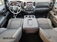 ✅ 2024 Chevrolet Silverado 1500 Custom • VIN: 1GCPABEK4RZ328774 • Lot: 85371205. Wystawiony na Copart z przebiegiem 35 364 mil. Bezpłatny archiwum sprzedaży aukcyjnych z USA i szczegółowy raport historii pojazdu na DreamBid. Zdjęcie 8.