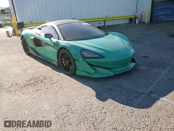 ✅ 2019 McLaren 600LT • VIN: SBM13RAA9KW006796 • Lot: 86160424. Wystawiony na Copart z przebiegiem 8 182 mil. Bezpłatny archiwum sprzedaży aukcyjnych z USA i szczegółowy raport historii pojazdu na DreamBid. Zdjęcie 11.