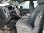 ✅ 2016 Chevrolet Silverado 2500HD Work Truck • VIN: 1GC1CUEG5GF307583 • Lot: 45282555. Wystawiony na Copart z przebiegiem 140 777 mil. Bezpłatny archiwum sprzedaży aukcyjnych z USA i szczegółowy raport historii pojazdu na DreamBid. Zdjęcie 7.