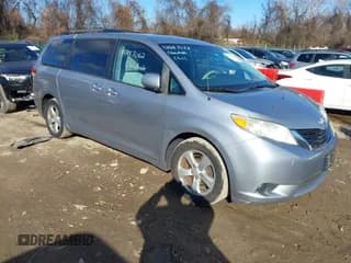 ✅ 2011 Toyota Sienna LE • VIN: 5TDKK3DC7BS081734 • Lot: 43887062. Listed on IAAI with 235,389 mi. Free auction sales archive from the USA and detailed vehicle history report at DreamBid. Image 1.
