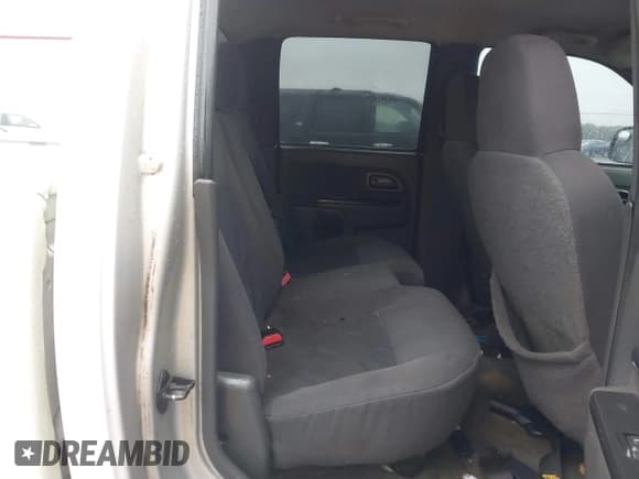 ✅ 2004 Chevrolet Colorado 1SE LS Z71 • VIN: 1GCDS136148199519 • Лот: 43466395. Опубликован ранее на IAAI с пробегом 398 108 миль. Бесплатный доступ к архиву аукционных продаж из США и подробный отчёт об истории автомобиля на DreamBid. Изображение 8.