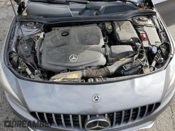 ✅ 2019 Mercedes-Benz CLA 250 • VIN: WDDSJ4EBXKN712308 • Лот: 92504695. Опубликован ранее на Copart с пробегом 39 414 миль. Бесплатный доступ к архиву аукционных продаж из США и подробный отчёт об истории автомобиля на DreamBid. Изображение 11.