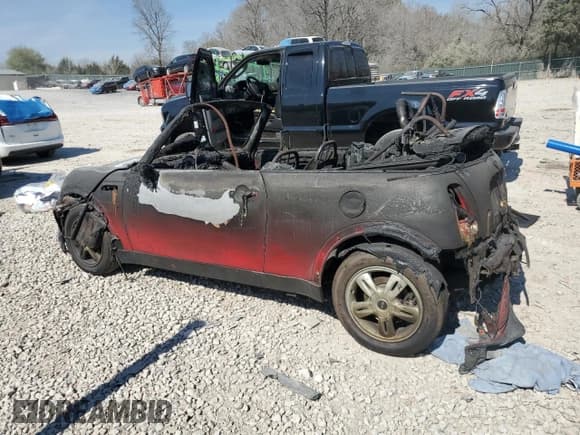 ✅ 2008 MINI Convertible • VIN: WMWRF33598TF68031 • Lot: 49434205. Wystawiony na Copart z przebiegiem Nie podano. Bezpłatny archiwum sprzedaży aukcyjnych z USA i szczegółowy raport historii pojazdu na DreamBid. Zdjęcie 2.