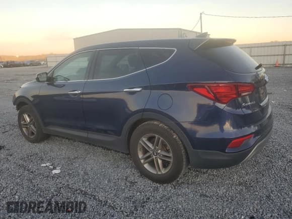 ✅ 2017 Hyundai Santa Fe 2.4L • VIN: 5XYZTDLB6HG474964 • Лот: 79479363. Опубликован ранее на Copart с пробегом 108 245 миль. Бесплатный доступ к архиву аукционных продаж из США и подробный отчёт об истории автомобиля на DreamBid. Изображение 2.