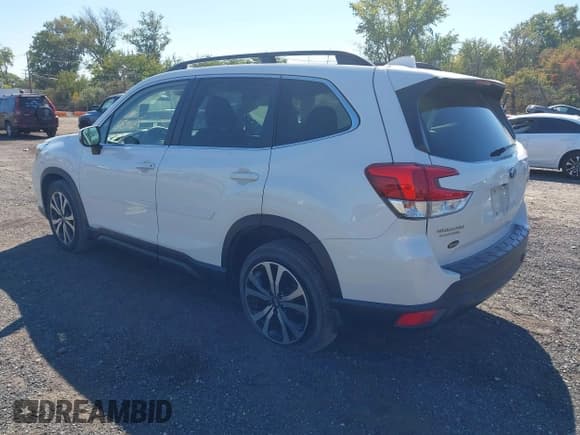 ✅ 2021 Subaru Forester Limited • VIN: JF2SKAUC7MH547515 • Lot: 43350114. Wystawiony na IAAI z przebiegiem 31 749 mil. Bezpłatny archiwum sprzedaży aukcyjnych z USA i szczegółowy raport historii pojazdu na DreamBid. Zdjęcie 3.
