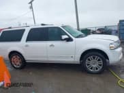 ✅ 2014 Lincoln Navigator • VIN: 5LMJJ3H58EEL02416 • Лот: 43775849. Опубликован ранее на IAAI с пробегом 274 147 миль. Бесплатный доступ к архиву аукционных продаж из США и подробный отчёт об истории автомобиля на DreamBid. Изображение 13.