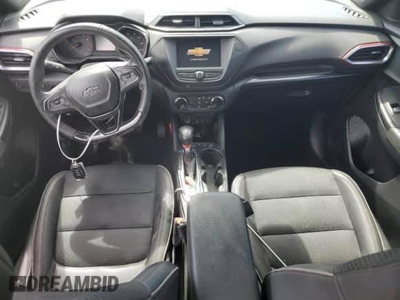 2022 Chevrolet TrailBlazer RS with VIN KL79MTSL8NB065384, listed as a Copart auction lot 84819795 with 85,037 mi miles and Salvage title. Bid and sale history available at DreamBid. Image 8.