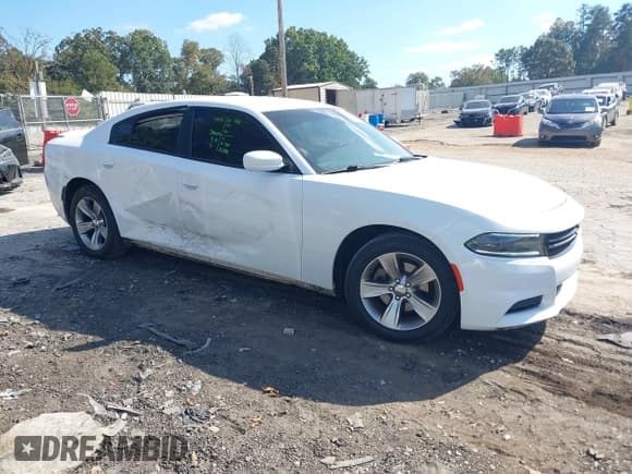 ✅ 2015 Dodge Charger SE • VIN: 2C3CDXBG5FH825898 • Лот: 43459508. Опубликован ранее на IAAI с пробегом 137 783 миль. Бесплатный доступ к архиву аукционных продаж из США и подробный отчёт об истории автомобиля на DreamBid. Изображение 1.