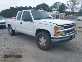 ✅ 1998 Chevrolet Silverado 1500 • VIN: 1GCEK19R1WE107772 • Lot: 43407508. Wystawiony na IAAI z przebiegiem 376 053 mil. Bezpłatny archiwum sprzedaży aukcyjnych z USA i szczegółowy raport historii pojazdu na DreamBid. Zdjęcie 1.