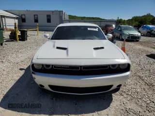 ✅ 2019 Dodge Challenger SXT • VIN: 2C3CDZAG1KH583571 • Lot: 50554473. Wystawiony na Copart z przebiegiem 83 185 mil. Bezpłatny archiwum sprzedaży aukcyjnych z USA i szczegółowy raport historii pojazdu na DreamBid. Zdjęcie 5.