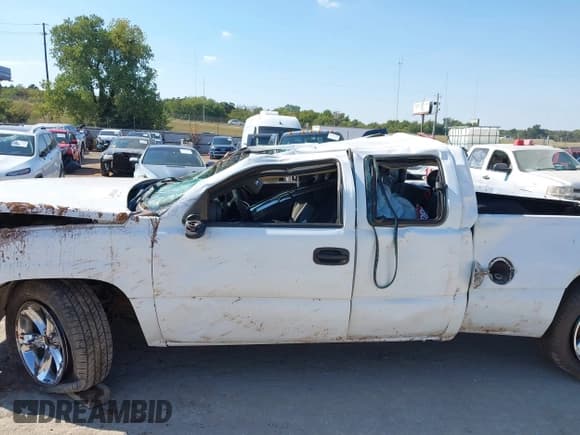 ✅ 2005 Chevrolet Silverado 1500 LS • VIN: 1GCEC19Z35Z286854 • Лот: 43374287. Опубликован ранее на IAAI с пробегом Не указан. Бесплатный доступ к архиву аукционных продаж из США и подробный отчёт об истории автомобиля на DreamBid. Изображение 20.