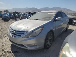 ✅ 2013 Hyundai Sonata SE • VIN: 5NPEC4ACXDH765089 • Lot: 75472254. Listed on Copart with 107,349 mi. Free auction sales archive from the USA and detailed vehicle history report at DreamBid. Image 1.