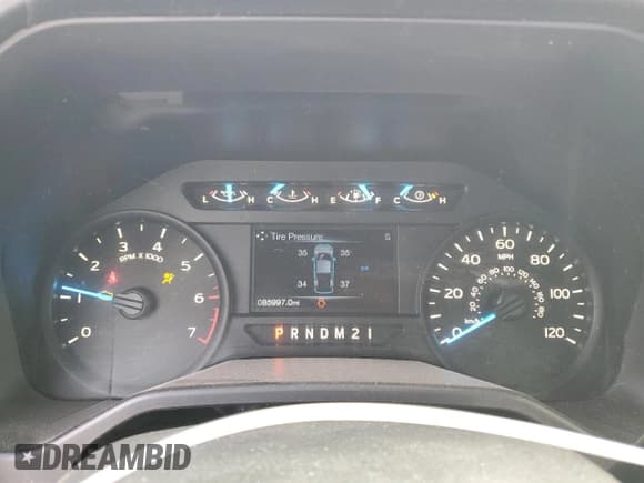 ✅ 2017 Ford F-150 XL • VIN: 1FTMF1CP8HKC54344 • Lot: 57599445. Wystawiony na Copart z przebiegiem 85 997 mil. Bezpłatny archiwum sprzedaży aukcyjnych z USA i szczegółowy raport historii pojazdu na DreamBid. Zdjęcie 9.