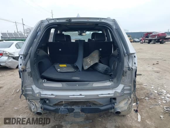 ✅ 2015 Jeep Grand Cherokee Overland • VIN: 1C4RJFCG1FC894789 • Lot: 38811798. Listed on IAAI with Not provided. Free auction sales archive from the USA and detailed vehicle history report at DreamBid. Image 16.