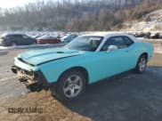 ✅ 2010 Dodge Challenger SE • VIN: 2B3CJ4DV2AH112188 • Lot: 88928925. Wystawiony na Copart z przebiegiem 153 536 mil. Bezpłatny archiwum sprzedaży aukcyjnych z USA i szczegółowy raport historii pojazdu na DreamBid. Zdjęcie 1.