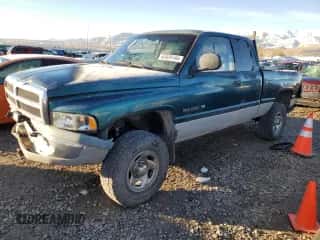 1998 Dodge 1500 с VIN 3B7HF13Z5WG232311, выставлен на аукционе Copart как лот 82029154 с пробегом 306 921 миль миль и Списание • Salvage title. История ставок и продаж доступна на DreamBid. Изображение 1.