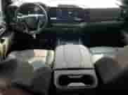 2024 Chevrolet Silverado 2500HD ZR2 с VIN 1GC4YYEY2RF266590, выставлен на аукционе Copart как лот 50052555 с пробегом 8 195 миль миль и Списание • Salvage title. История ставок и продаж доступна на DreamBid. Изображение 8.