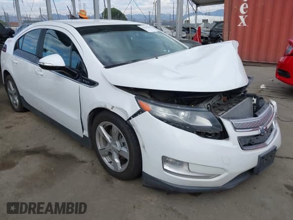 ✅ 2015 Chevrolet Volt • VIN: 1G1RC6E47FU141624 • Lot: 43303865. Wystawiony na IAAI z przebiegiem 38 622 mil. Bezpłatny archiwum sprzedaży aukcyjnych z USA i szczegółowy raport historii pojazdu na DreamBid. Zdjęcie 1.