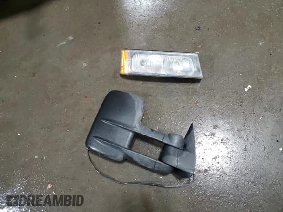 ✅ 2006 Chevrolet Silverado 1500 LT1 • VIN: 2GCEK13Z661304334 • Lot: 82068395. Listed on Copart with 254,020 mi. Free auction sales archive from the USA and detailed vehicle history report at DreamBid. Image 12.