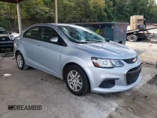 2018 Chevrolet Sonic LS с VIN 1G1JB5SH4J4111913, выставлен на аукционе Copart как лот 69295464 с пробегом 105 847 миль миль и Списание • Salvage title. История ставок и продаж доступна на DreamBid. Изображение 4.