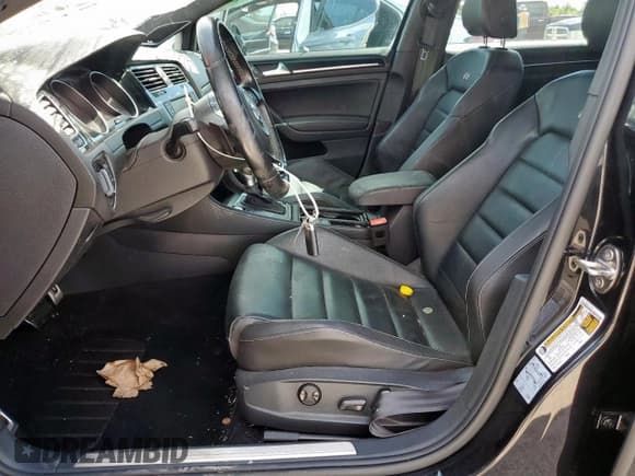 ✅ 2017 Volkswagen Golf R • VIN: WVWVF7AU6HW133305 • Лот: 82173875. Опубликован ранее на Copart с пробегом 140 044 миль. Бесплатный доступ к архиву аукционных продаж из США и подробный отчёт об истории автомобиля на DreamBid. Изображение 7.