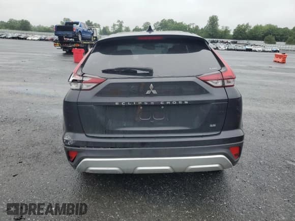 ✅ 2024 Mitsubishi Eclipse Cross SE • VIN: JA4ATWAAXRZ060635 • Lot: 61436795. Wystawiony na Copart z przebiegiem 20 597 mil. Bezpłatny archiwum sprzedaży aukcyjnych z USA i szczegółowy raport historii pojazdu na DreamBid. Zdjęcie 6.