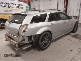 ✅ 2005 Dodge Magnum • VIN: 2D8GZ58225H555737 • Lot: 43785891. Listed on IAAI with 122,260 mi. Free auction sales archive from the USA and detailed vehicle history report at DreamBid. Image 4.