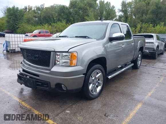 ✅ 2013 GMC Sierra 1500 SLT • VIN: 3GTP2WE72DG194940 • Lot: 43170172. Listed on IAAI with 190,690 mi. Free auction sales archive from the USA and detailed vehicle history report at DreamBid. Image 2.