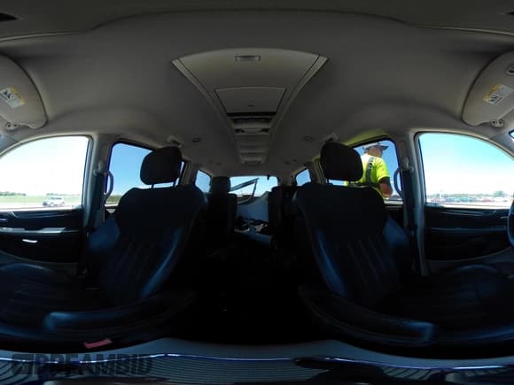 ✅ 2016 Chrysler Town & Country Limited • VIN: 2C4RC1JG1GR232302 • Лот: 42640520. Опубликован ранее на IAAI с пробегом 214 290 миль. Бесплатный доступ к архиву аукционных продаж из США и подробный отчёт об истории автомобиля на DreamBid. Изображение 18.