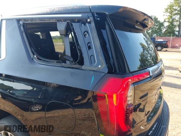 ✅ 2025 GMC Yukon Denali • VIN: 1GKS2DRL7SR358285 • Лот: 43070986. Опубликован ранее на IAAI с пробегом 1 124 миль. Бесплатный доступ к архиву аукционных продаж из США и подробный отчёт об истории автомобиля на DreamBid. Изображение 21.