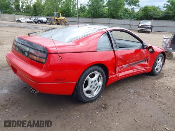 ✅ 1994 Nissan 300ZX • VIN: JN1RZ24D9RX547149 • Lot: 42345409. Wystawiony na IAAI z przebiegiem 38 610 mil. Bezpłatny archiwum sprzedaży aukcyjnych z USA i szczegółowy raport historii pojazdu na DreamBid. Zdjęcie 4.