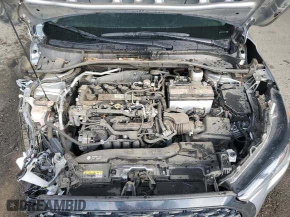 ✅ 2022 Toyota Corolla Cross LE • VIN: 7MUCAAAG7NV036483 • Lot: 92058475. Listed on Copart with 73,521 mi. Free auction sales archive from the USA and detailed vehicle history report at DreamBid. Image 11.