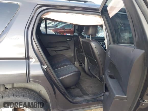 ✅ 2014 GMC Terrain SLT • VIN: 2GKFLTE30E6257779 • Lot: 42661565. Wystawiony na IAAI z przebiegiem 183 676 mil. Bezpłatny archiwum sprzedaży aukcyjnych z USA i szczegółowy raport historii pojazdu na DreamBid. Zdjęcie 8.