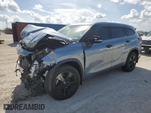 ✅ 2022 Toyota Highlander LE • VIN: 5TDZZRAH5NS131788 • Lot: 50328045. Listed on Copart with Not provided. Free auction sales archive from the USA and detailed vehicle history report at DreamBid. Image 1.