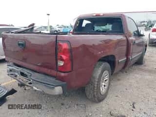 2002 Chevrolet Silverado 1500 z VIN 1GCEC14V62Z128248, wystawiony jako IAAI lot #43125043 z przebiegiem 200 798 mil mil oraz . Historia ofert i sprzedaży dostępna na DreamBid. Obrazek 4.