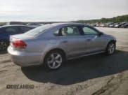 ✅ 2013 Volkswagen Passat SE • VIN: 1VWBH7A3XDC022012 • Lot: 60499945. Listed on Copart with 173,700 mi. Free auction sales archive from the USA and detailed vehicle history report at DreamBid. Image 3.