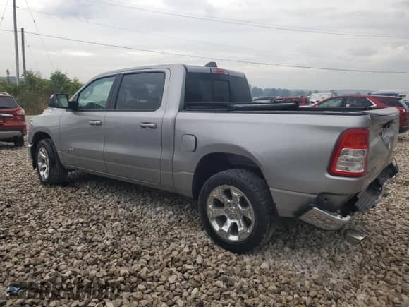 2021 Ram 1500 Big Horn с VIN 1C6SRFFT4MN796867, выставлен на аукционе Copart как лот 70801415 с пробегом 85 575 миль миль и На запчасти • Non repairable. История ставок и продаж доступна на DreamBid. Изображение 2.