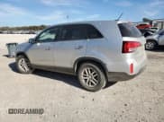 ✅ 2014 Kia Sorento LX • VIN: 5XYKT3A60EG539465 • Lot: 92110925. Listed on Copart with 113,645 mi. Free auction sales archive from the USA and detailed vehicle history report at DreamBid. Image 2.