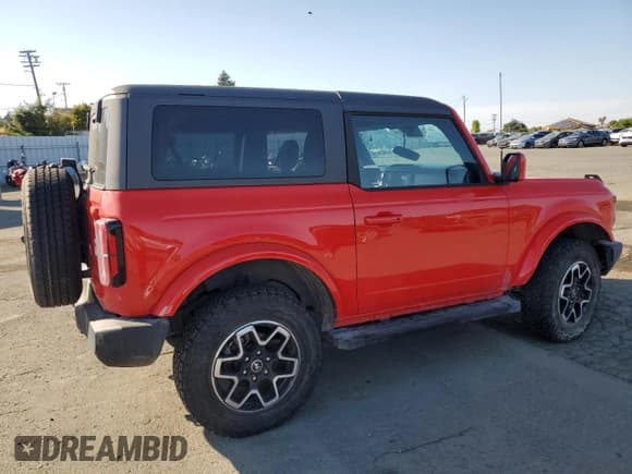 ✅ 2023 Ford Bronco • VIN: 1FMDE5CP9PLB62738 • Лот: 60513355. Опубликован ранее на Copart с пробегом 27 276 миль. Бесплатный доступ к архиву аукционных продаж из США и подробный отчёт об истории автомобиля на DreamBid. Изображение 3.