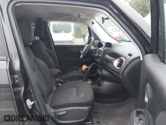 ✅ 2016 Jeep Renegade Sport • VIN: ZACCJBAW9GPD39479 • Lot: 42690757. Wystawiony na IAAI z przebiegiem 152 326 mil. Bezpłatny archiwum sprzedaży aukcyjnych z USA i szczegółowy raport historii pojazdu na DreamBid. Zdjęcie 5.