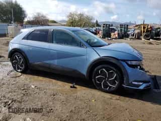 ✅ 2023 Hyundai Ioniq 5 SEL • VIN: KM8KNDAF8PU231344 • Lot: 80555224. Wystawiony na Copart z przebiegiem 11 888 mil mil. Skorzystaj z bezpłatnego archiwum sprzedaży aukcyjnych z USA i zobacz szczegółowy raport historii pojazdu na DreamBid. Zdjęcie 4.