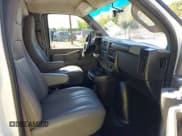 ✅ 2019 Chevrolet Express Cargo • VIN: 1GCWGAFG1K1195734 • Лот: 43028382. Опубликован ранее на IAAI с пробегом 74 555 миль. Бесплатный доступ к архиву аукционных продаж из США и подробный отчёт об истории автомобиля на DreamBid. Изображение 5.