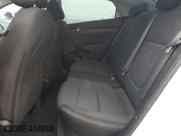 2022 Hyundai Accent SEL z VIN 3KPC24A67NE180447, wystawiony jako Copart lot #59163214 z przebiegiem 57 554 mil mil oraz Szkoda całkowita • Salvage title. Historia ofert i sprzedaży dostępna na DreamBid. Obrazek 10.