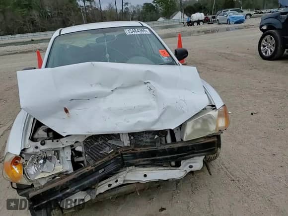 2001 Hyundai Accent GL с VIN KMHCG45C01U239413, выставлен на аукционе Copart как лот 45484365 с пробегом 104 073 миль миль и Списание • Salvage title. История ставок и продаж доступна на DreamBid. Изображение 10.