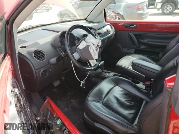 ✅ 2007 Volkswagen Beetle • VIN: 3VWSF31YX7M414937 • Lot: 60640795. Listed on Copart with 36,258 mi. Free auction sales archive from the USA and detailed vehicle history report at DreamBid. Image 8.