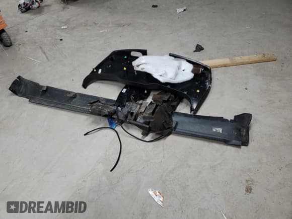 ✅ 2019 Dodge Durango Special Service • VIN: 1C4SDJFT8KC631861 • Lot: 87282394. Wystawiony na Copart z przebiegiem 107 286 mil. Bezpłatny archiwum sprzedaży aukcyjnych z USA i szczegółowy raport historii pojazdu na DreamBid. Zdjęcie 13.