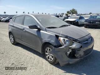 ✅ 2013 Hyundai Accent GS • VIN: KMHCT5AE9DU079013 • Лот: 71956414. Опубликован ранее на Copart с пробегом 62 158 миль. Бесплатный доступ к архиву аукционных продаж из США и подробный отчёт об истории автомобиля на DreamBid. Изображение 4.